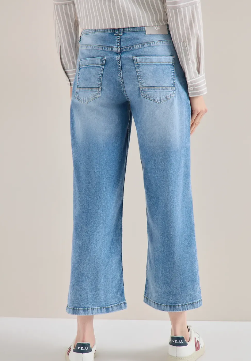 High Waist Wide Leg Jeans im Loose Fit