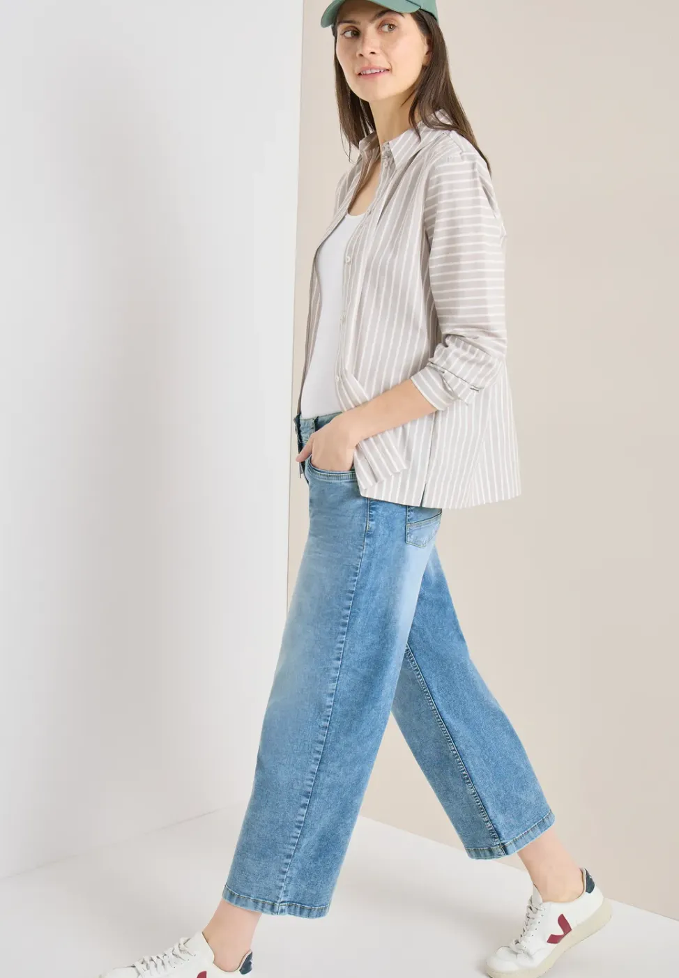 High Waist Wide Leg Jeans im Loose Fit