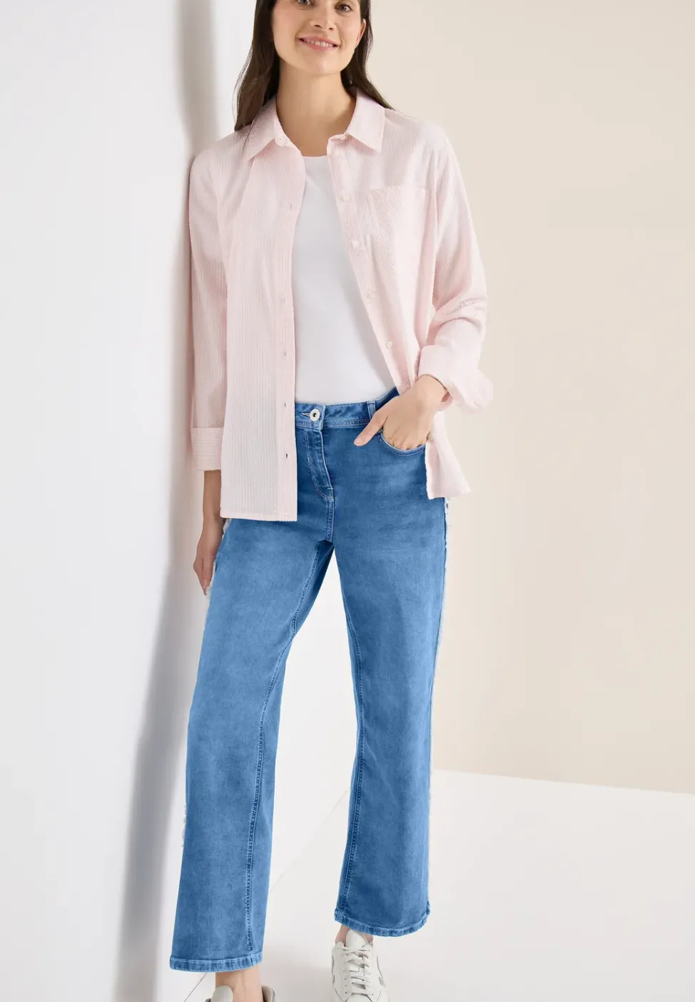 High Waist Wide Leg Jeans im Slim Fit