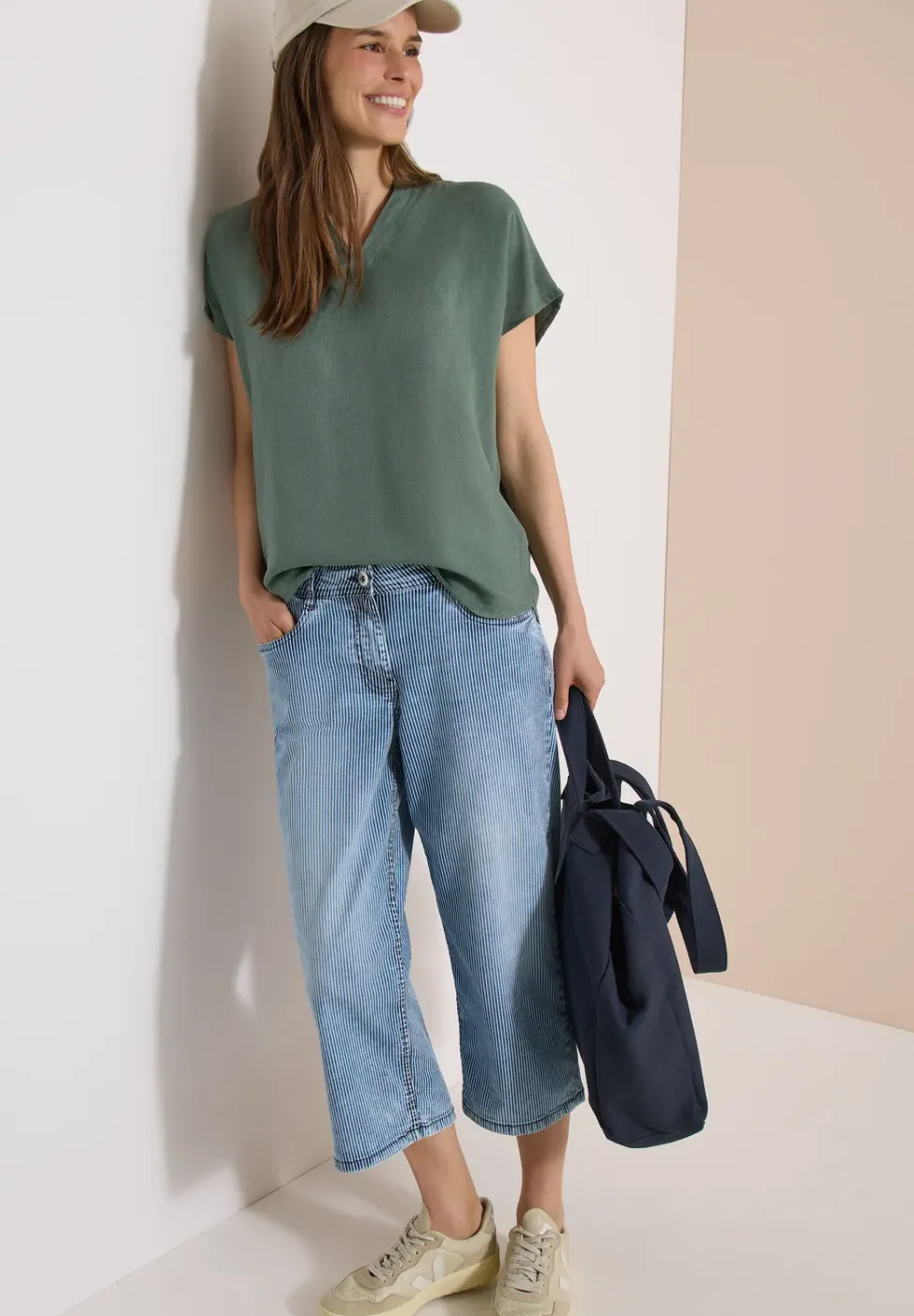 High Waist Wide Leg Jeans mit Streifen