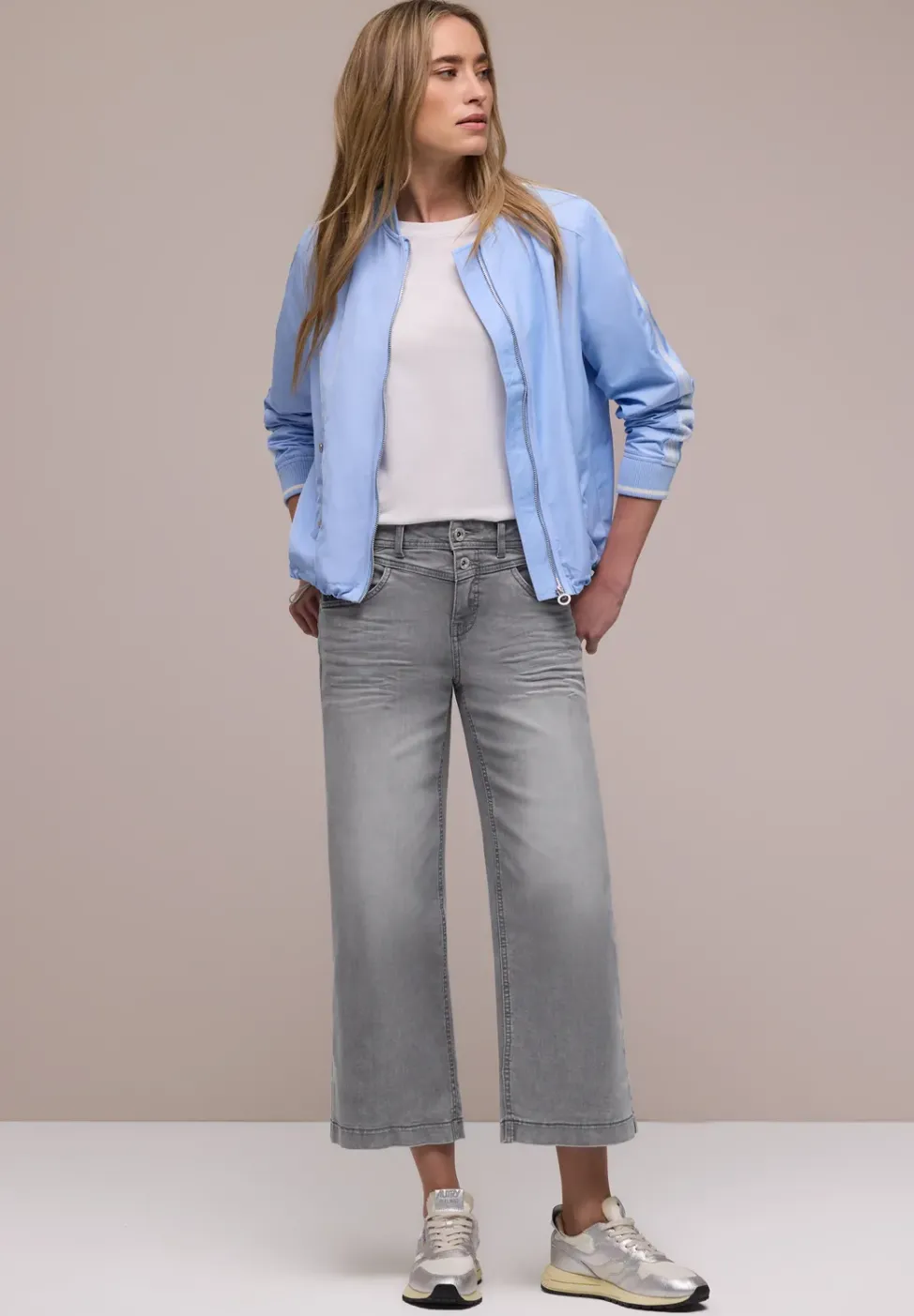 High Waist Wide Leg Jeans im Loose Fit