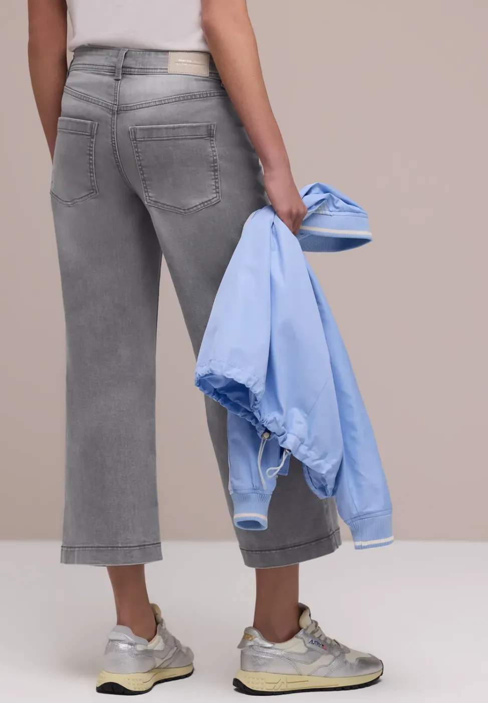 High Waist Wide Leg Jeans im Loose Fit