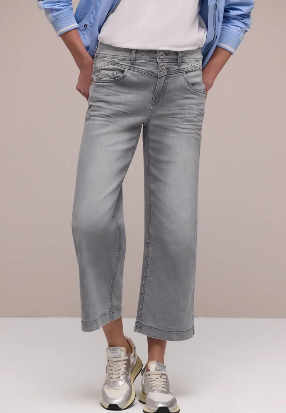 High Waist Wide Leg Jeans im Loose Fit
