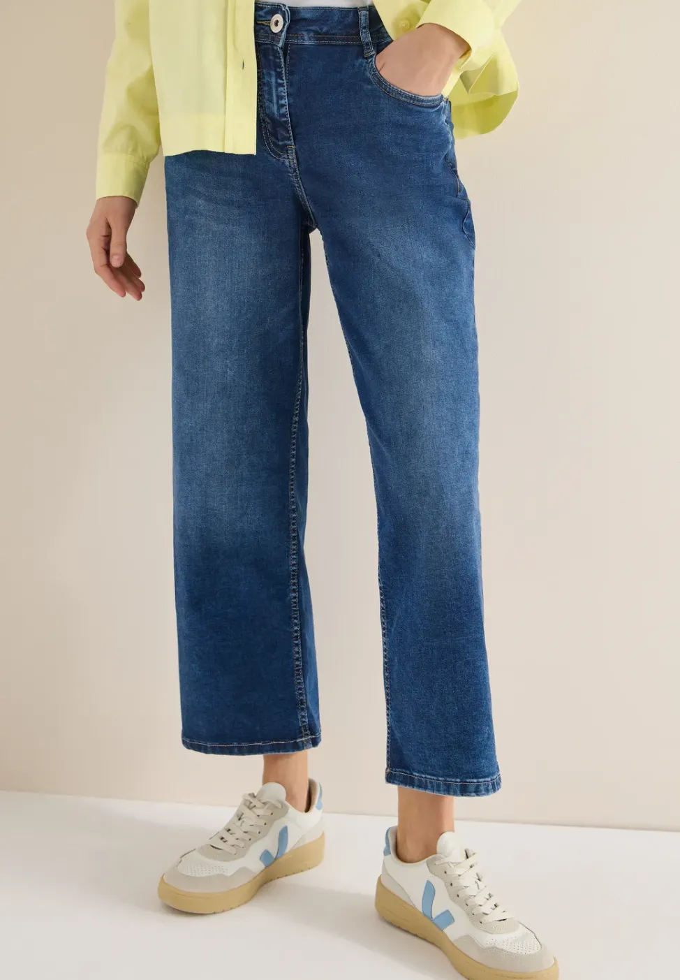 High Waist Wide Leg Jeans