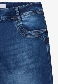 High Waist Wide Leg Jeans im Slim Fit