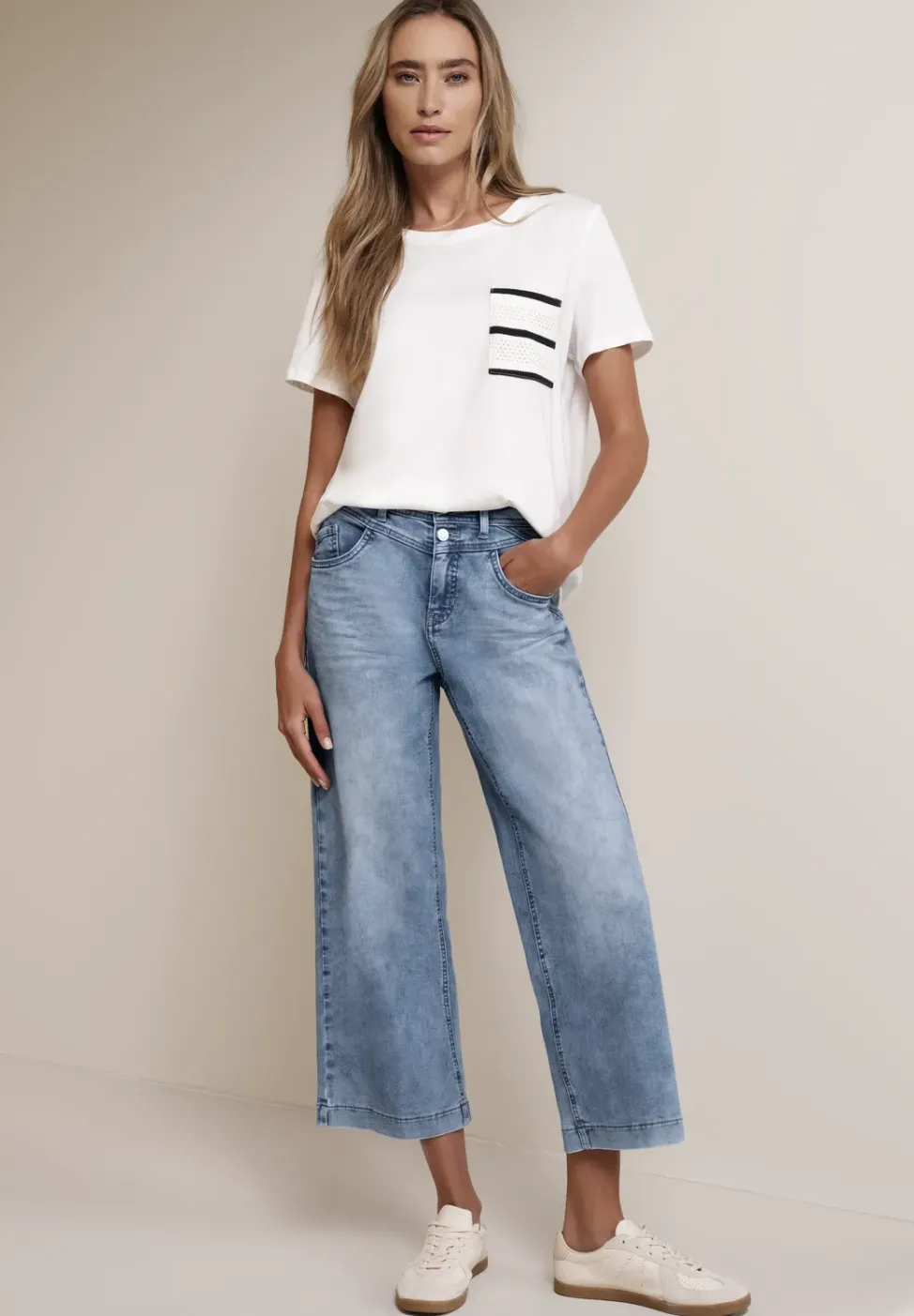 High Waist Wide Leg Jeans im Loose Fit