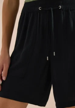 High Waist Wide Leg Shorts mit Struktur