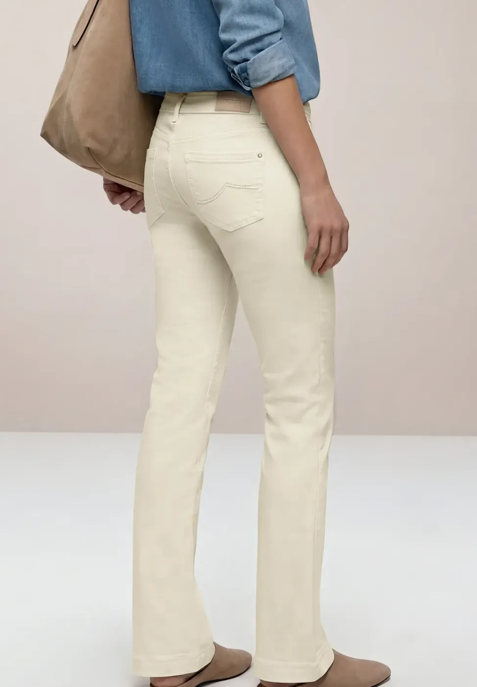 High Waist Bootcut Jeans im Slim Fit