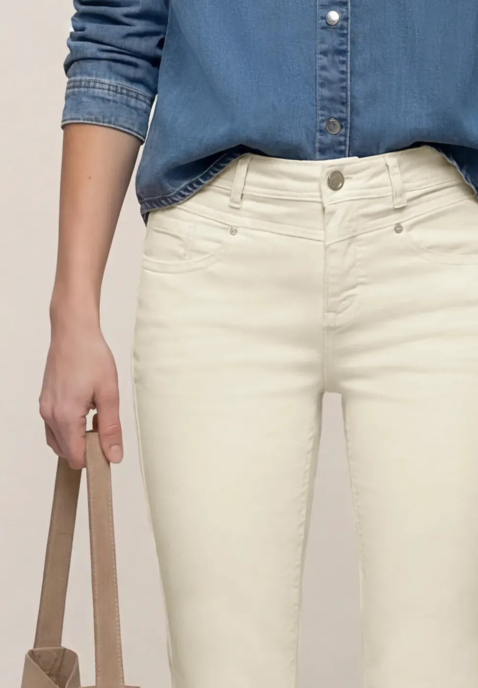 High Waist Bootcut Jeans im Slim Fit