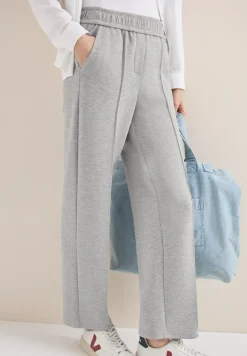 High Waist Straight Leg Hose