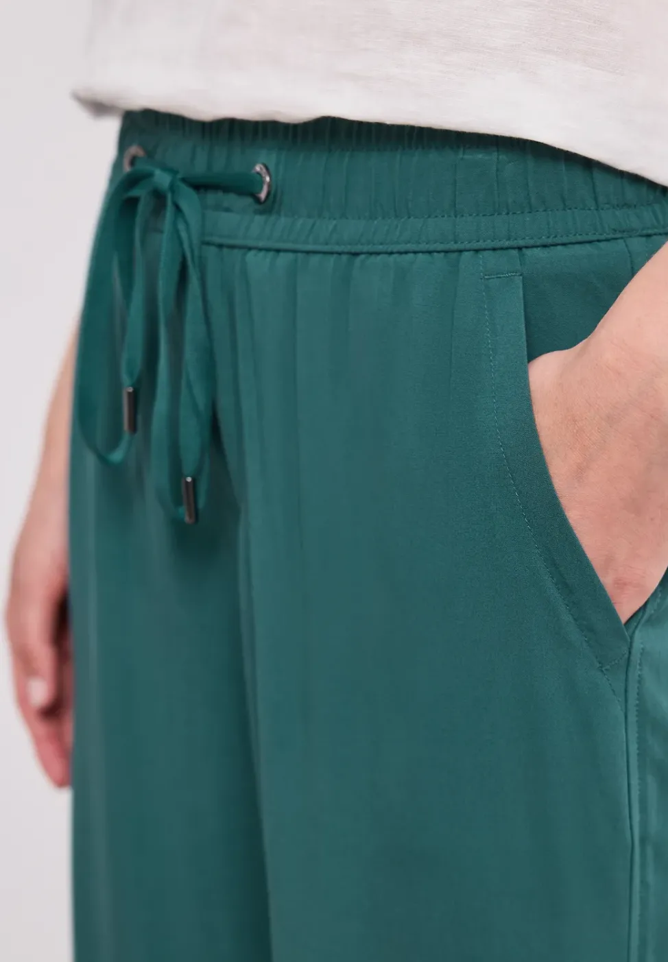 High Waist Wide Leg Hose im Loose Fit