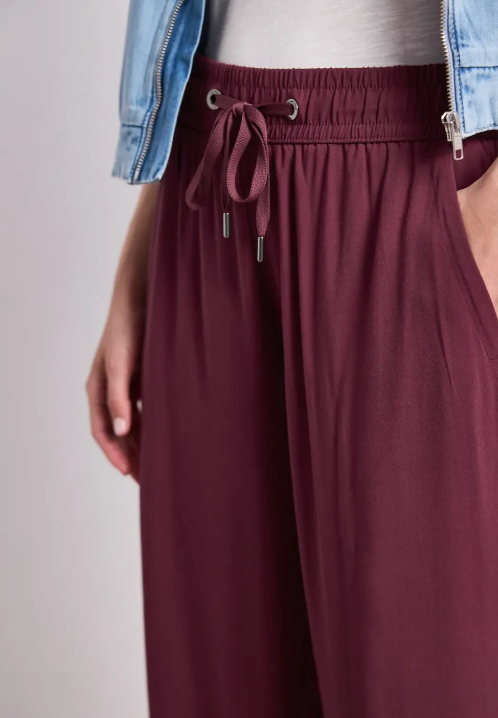 High Waist Wide Leg Hose im Loose Fit