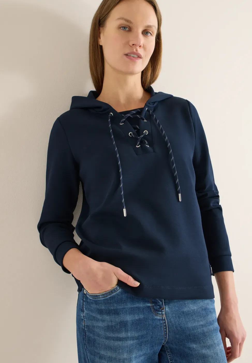Hoodie Shirt mit Strings
