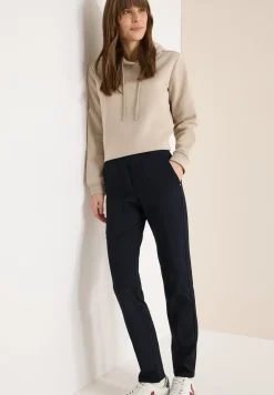 Hose im Causal Fit