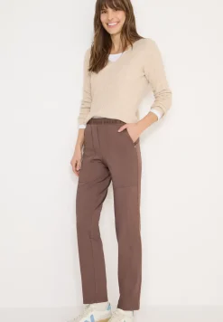 Hose im Causal Fit
