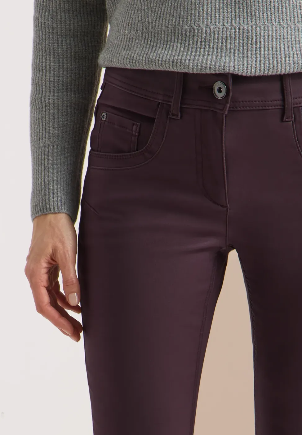 Hose im Leder-Look