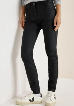 Hose im Leder-Look