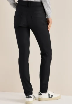 Hose im Leder-Look