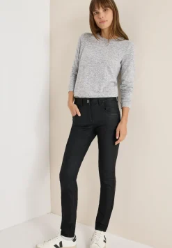 Hose im Leder-Look