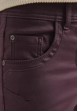 Hose im Leder-Look