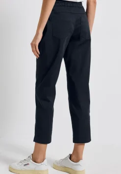 Hose im Loose Fit