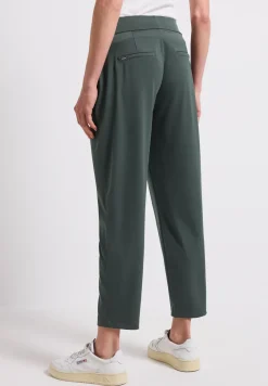 Hose im Loose Fit