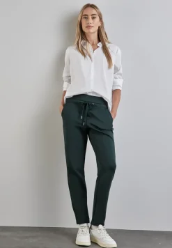 Hose im Loose Fit