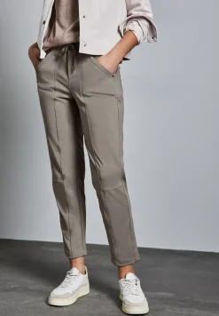 Hose im Loose Fit
