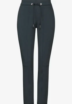 Hose im Loose Fit