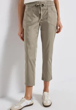 Hose im Loose Fit