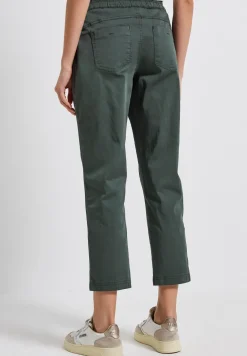 Hose im Loose Fit