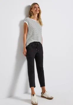 Hose im Loose Fit