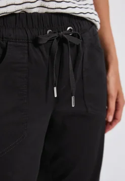 Hose im Loose Fit