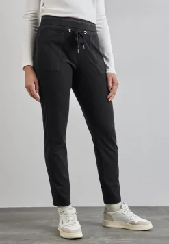 Hose im Loose Fit