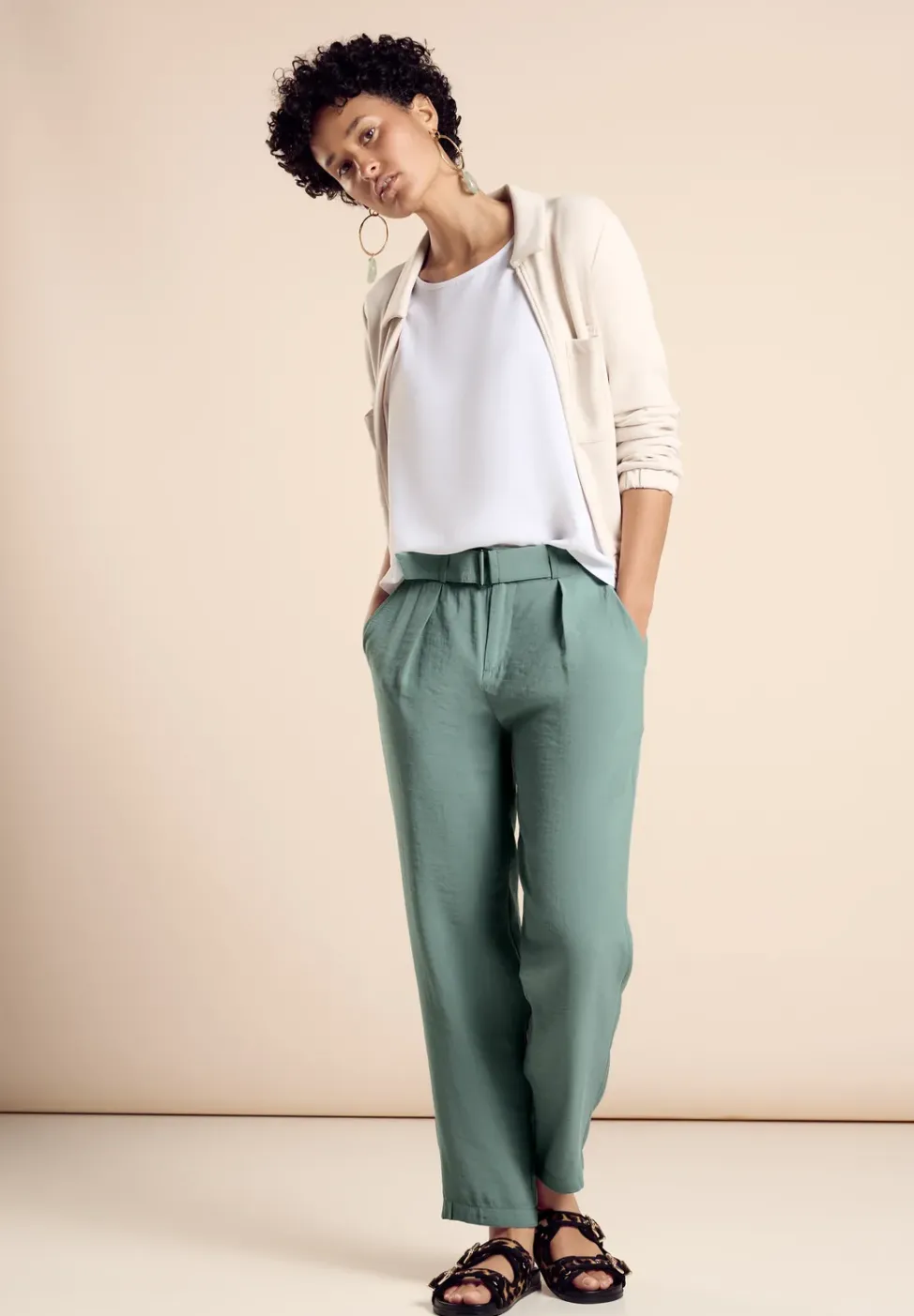 Hose im Loose Fit