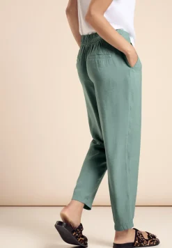 Hose im Loose Fit