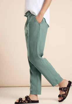Hose im Loose Fit