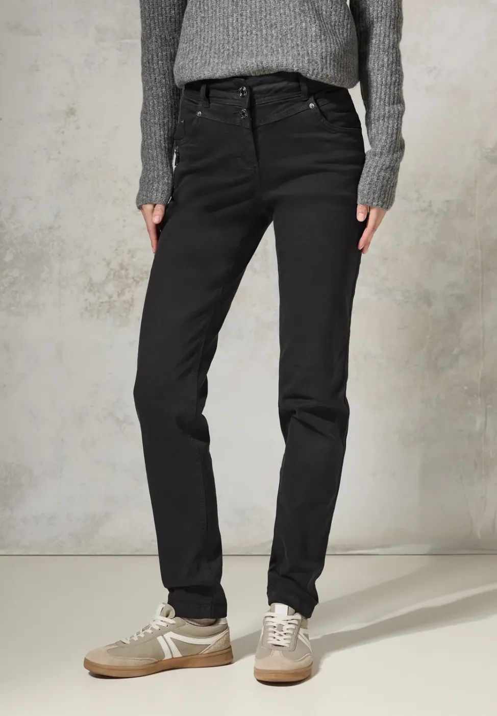Hose im Slim Fit