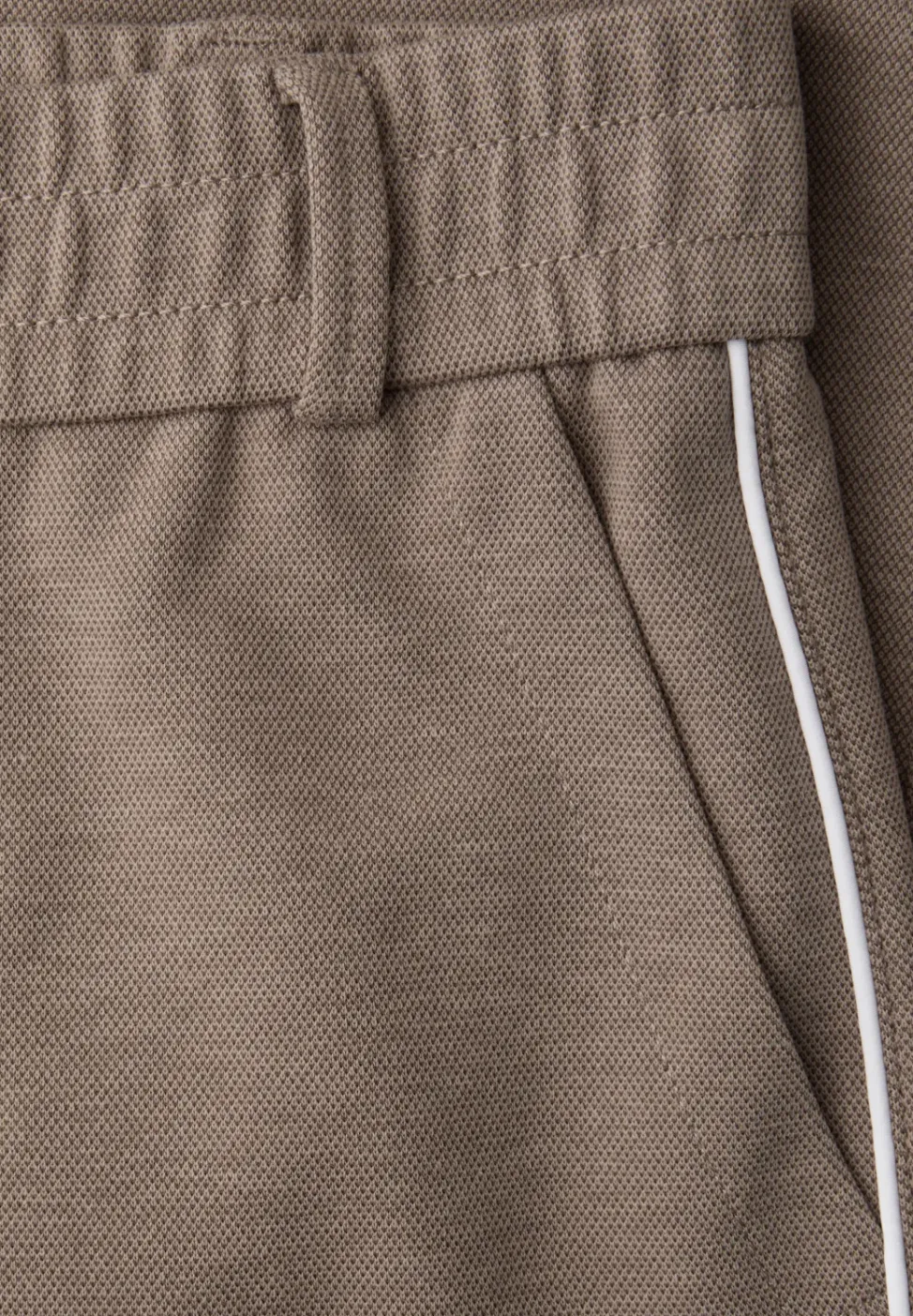 Hose mit Tape-Detail