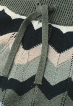 Hose mit Zick-Zack Muster