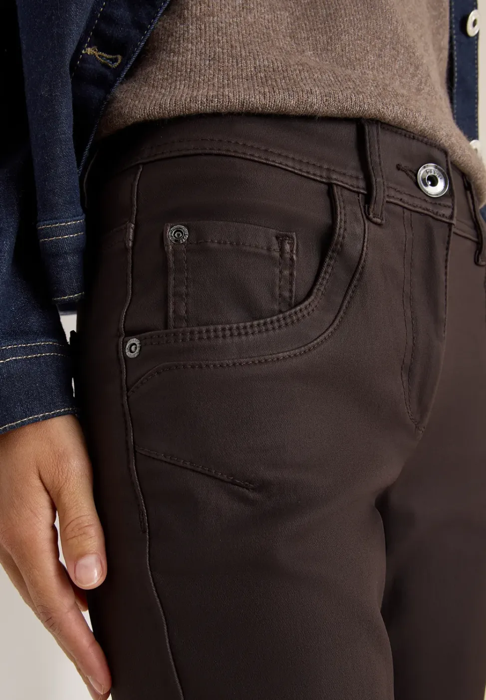 Hose im Leder-Look