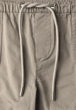 Hose im Loose Fit