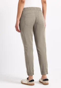 Hose im Loose Fit