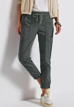 Hose im Loose Fit