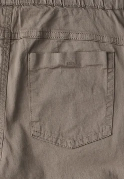 Hose im Loose Fit