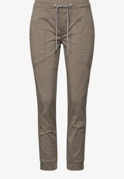 Hose im Loose Fit