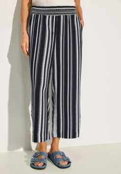 Hose im Loose Fit