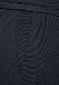 Hose im Loose Fit
