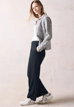 Hose im Loose Fit