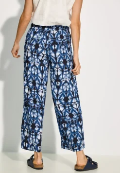 Hose im Loose Fit